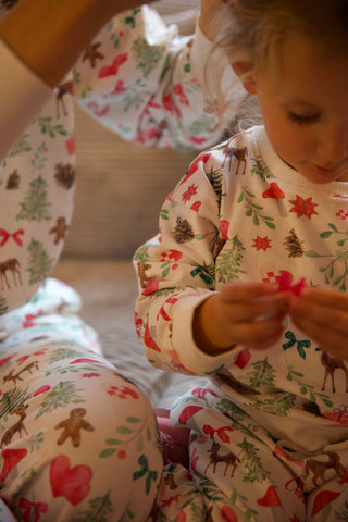Cozy Christmas Sweatset (Kids), Mistletoe