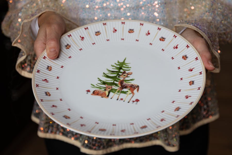 Tallerken med juletræ og rådyr fra Cozy Christmas