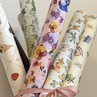 Gift wrapping paper, 5 m, Danish